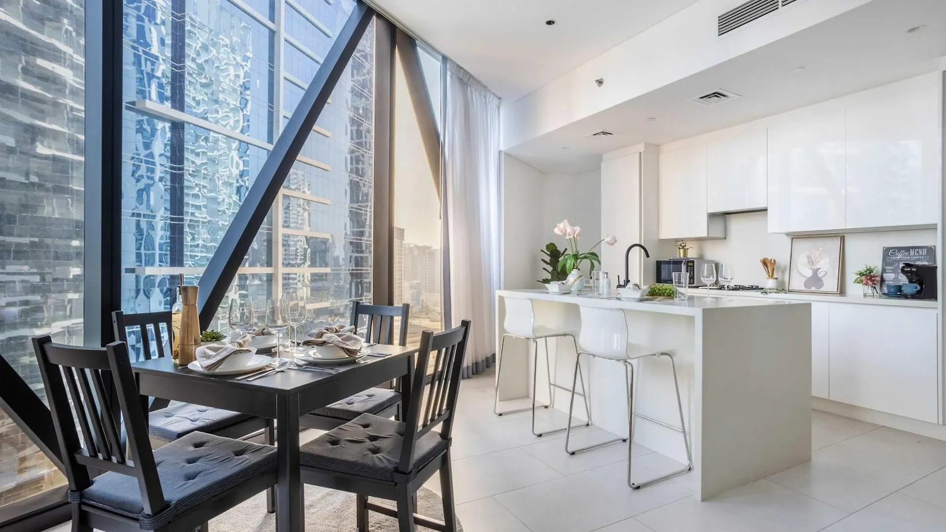 Apartment Frank Porter - Marquise Tower Dubai United Arab Emirates